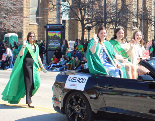 queens - West Side Irish American Club in the 2022 Cleveland St. Patrick's Day Parade
