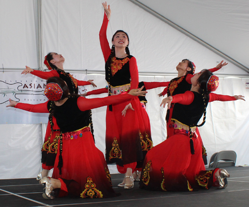 Fei-Yang Chinese Dance Group at 2024 Cleveland Asian Festival