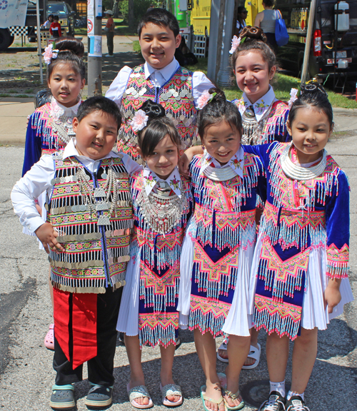 Blooming Flower Hmong Dance Group (Paj Tawg Tshiab) at Cleveland Asian Festival