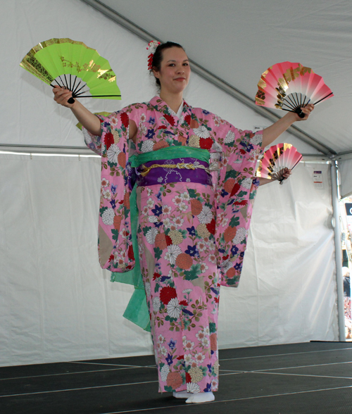 Sho-Jo-Ji Japanese Dancers at Cleveland Asian Festival