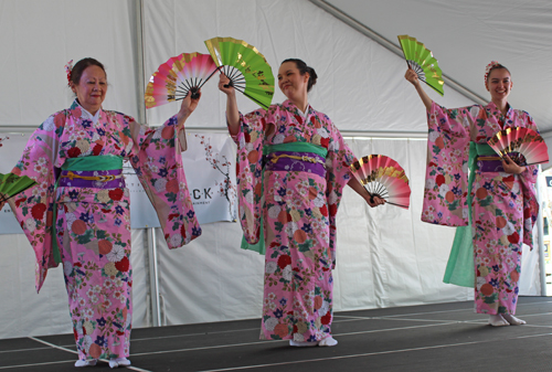 Sho-Jo-Ji Japanese Dancers at Cleveland Asian Festival