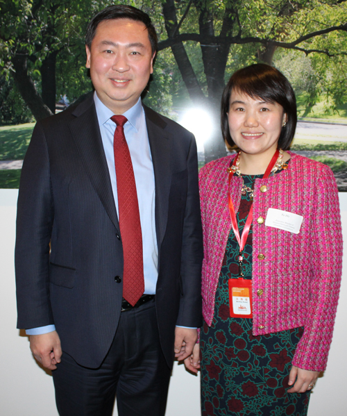 Consul Chen Li and Su He