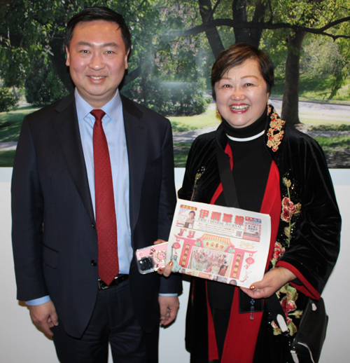 Consul Chen Li and Ying Pu