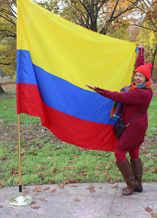 Lady with Colombian flag