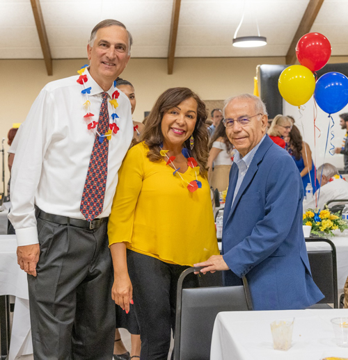 People at Ohio Colombian Foundation Fundraising Carnival for the Colombian Cultural Garden