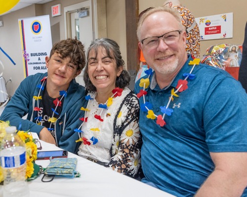 People at Ohio Colombian Foundation Fundraising Carnival for the Colombian Cultural Garden