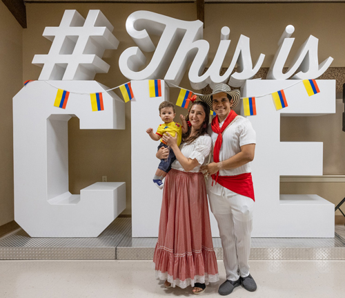 People at Ohio Colombian Foundation Fundraising Carnival for the Colombian Cultural Garden