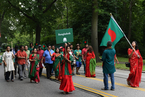 Bangladesh community in Parade of Flags on One World Day 2024