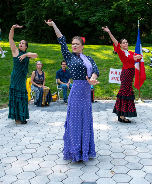 Spanish Flamenco in the French Garden