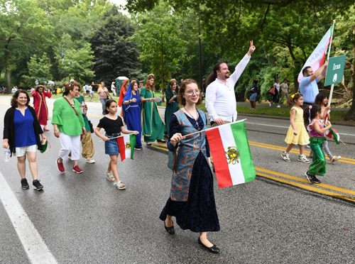 Iranian community in Parade of Flags on One World Day 2024