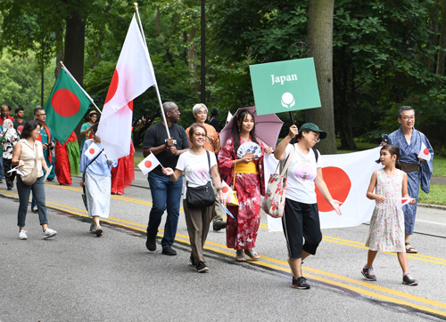 Japanese community in the Parade of Flags on One World Day 2024