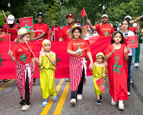 Moroccan community in the Parade of Flags on One World Day