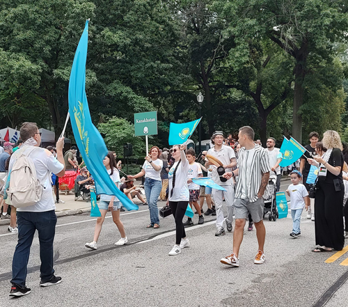 Kazakh Community in the Parade of Flags on One World Day 2024