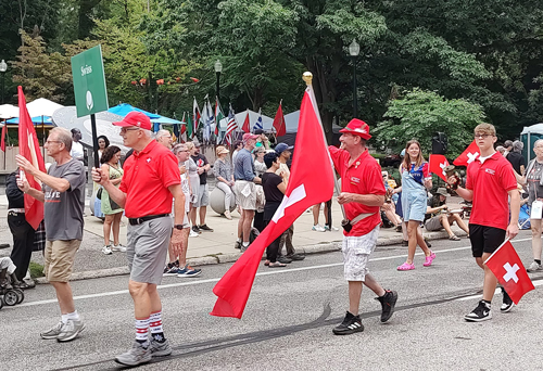 Swiss Community in the Parade of Flags on One World Day 2024