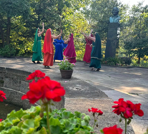 Iranian dancers in Slovenian Garden