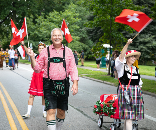 Swiss Community in the Parade of Flags on One World Day 2024