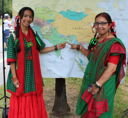 Bangladesh ladies at the map