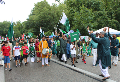 Pakistan Garden in Parade of Flags on One World Day