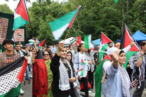 Cleveland Palestinian Community in the Parade of Flags at One World Day