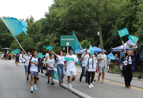 Kazakhstan Community in Parade of Flags on One World Day