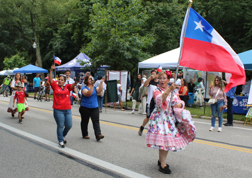 Chilean Community in the Parade of Flags on One World Day 2024