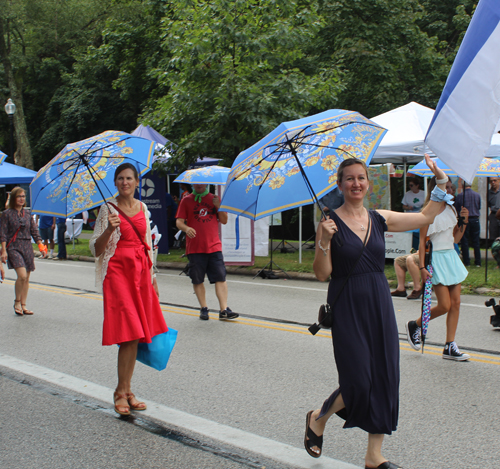 Russian Cultural Garden in the Parade of Flags on One World Day 2024