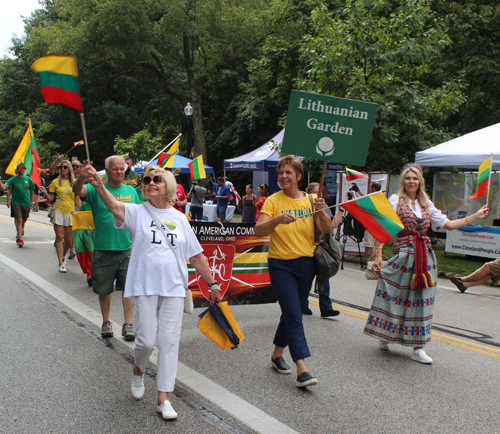 Lithuanian Cultural Garden in Parade of Flags