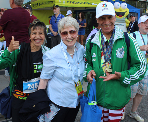 Kate Caithness with South African athletes at Pan Am Masters Games