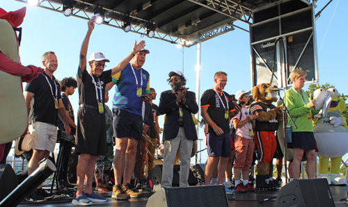 Athletes from 6 continents reciting the Athlete's Oath at Pan Am Masters Games in Cleveland