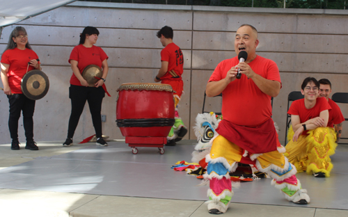 Kwan Family Lion Dance Team