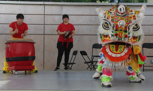 Kwan Family Lion Dance Team