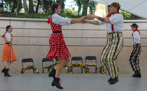 PIAST Polish Artistic Song and Dance Ensemble