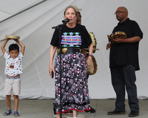 Robbi Swift and drummers from the local Native American community 