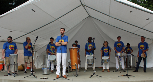 Samba da Cidade at World on Stage