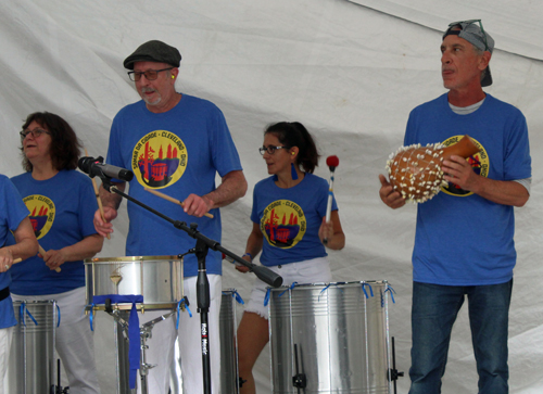 Samba da Cidade at World on Stage