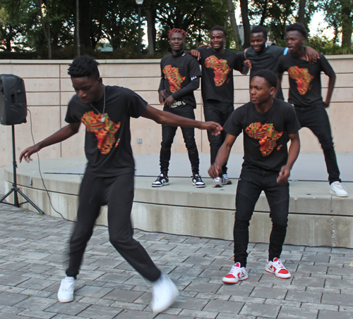 Black Beanz dance in Cleveland Cultural Gardens