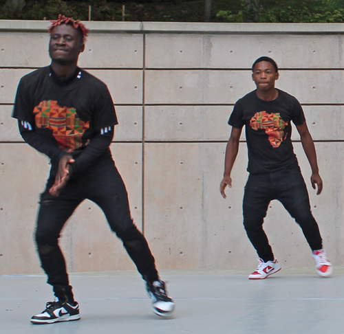 Black Beanz dance in Cleveland Cultural Gardens