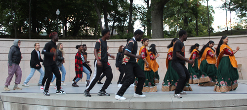 Black Beanz and Bollywood dancers