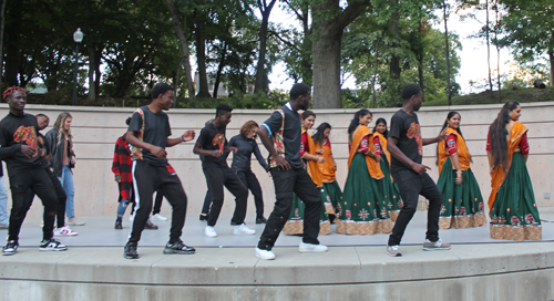 Black Beanz and Bollywood dancers