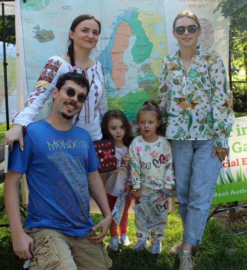 Moldova family