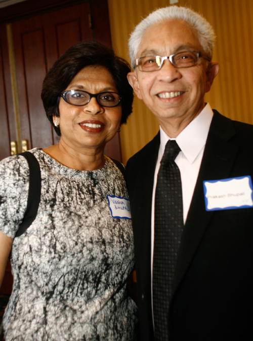 People at 2015 Cleveland International Hall of Fame induction ceremony