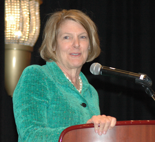 Mayor Jane Campbell inducting Steve Mulloy