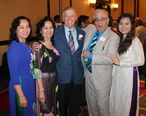 Jack Kahl with the Vietnamese community