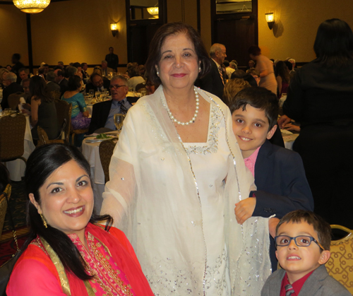 Mona Alag daughter and grandkids