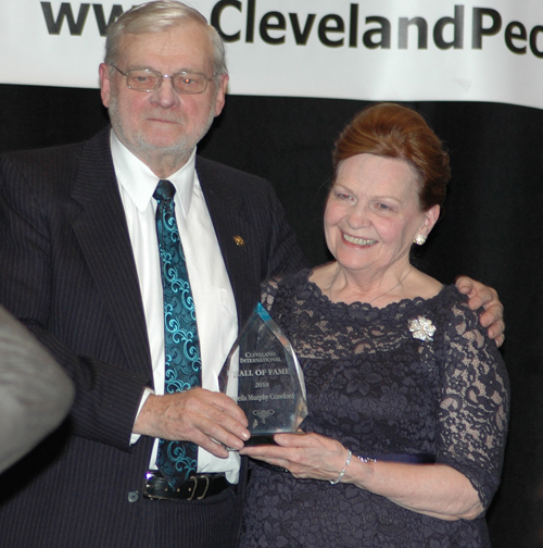 Gerry Quinn inducts Sheila Murphy Crawford