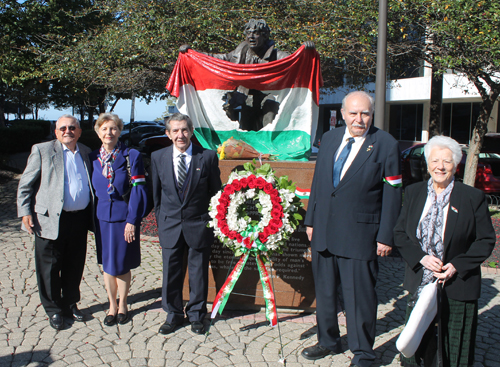 Hungarian 1956ers at Freedom Fighter statue in 2016 Imre (Jim) Balogh, Edith Lauer, Steve Kekedy, Thomas Ratoni-Nagy, Ilona Balassy