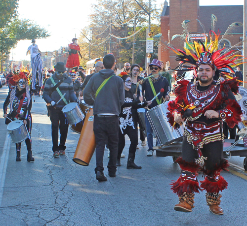 Samba da Ciudade at 2024 Cleveland Day of the Dead Parade 