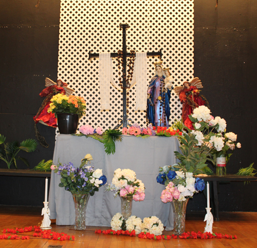 Altar at Santacruzan in Cleveland