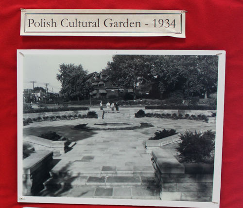 Displays of Polish history in Cleveland - Polis Cultural garden in 1934