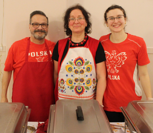 Volunteers at Polish Fat Thursday celebration